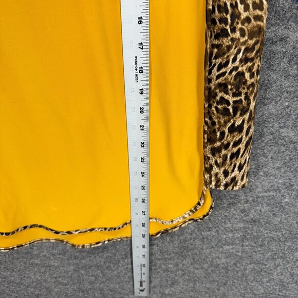 New Nygard T-Shirt Women M Medium Orange Animal Print Short Sleeve Pullover - Picture 7 of 9